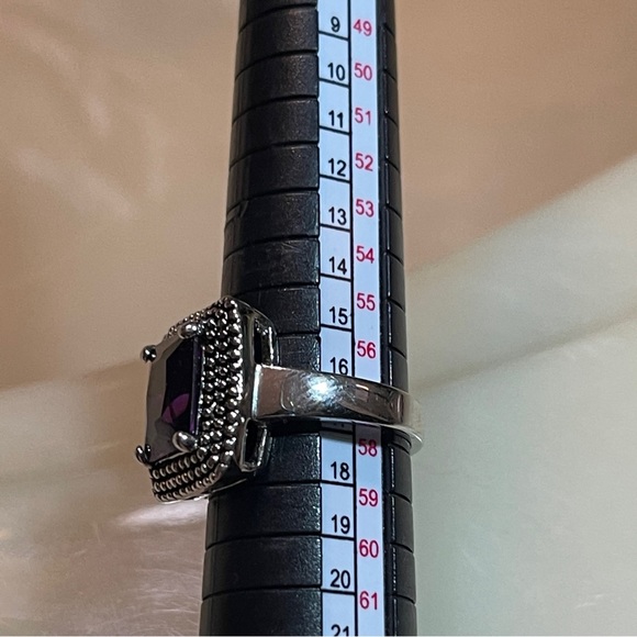 🫐Beautiful Art Deco Cushion Cut Deep Purple Amethyst Dinner Ring! - Picture 7 of 15